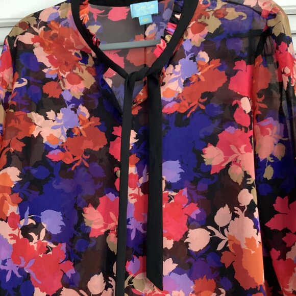 CeCe By Cynthia Steffe Floral Top Blouse Size L Multicolor With Tie Neck - Picture 5 of 11